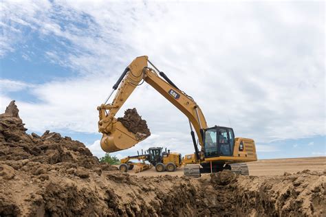 cat 2.5 ton excavator|cat digging machine prices.